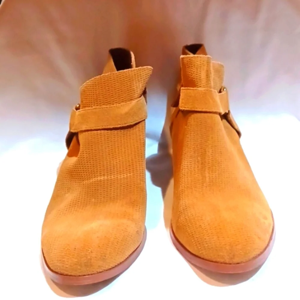 Violet & Red Womans Saddle Brown Suede Leather Ankle Boots 9.5 M‎